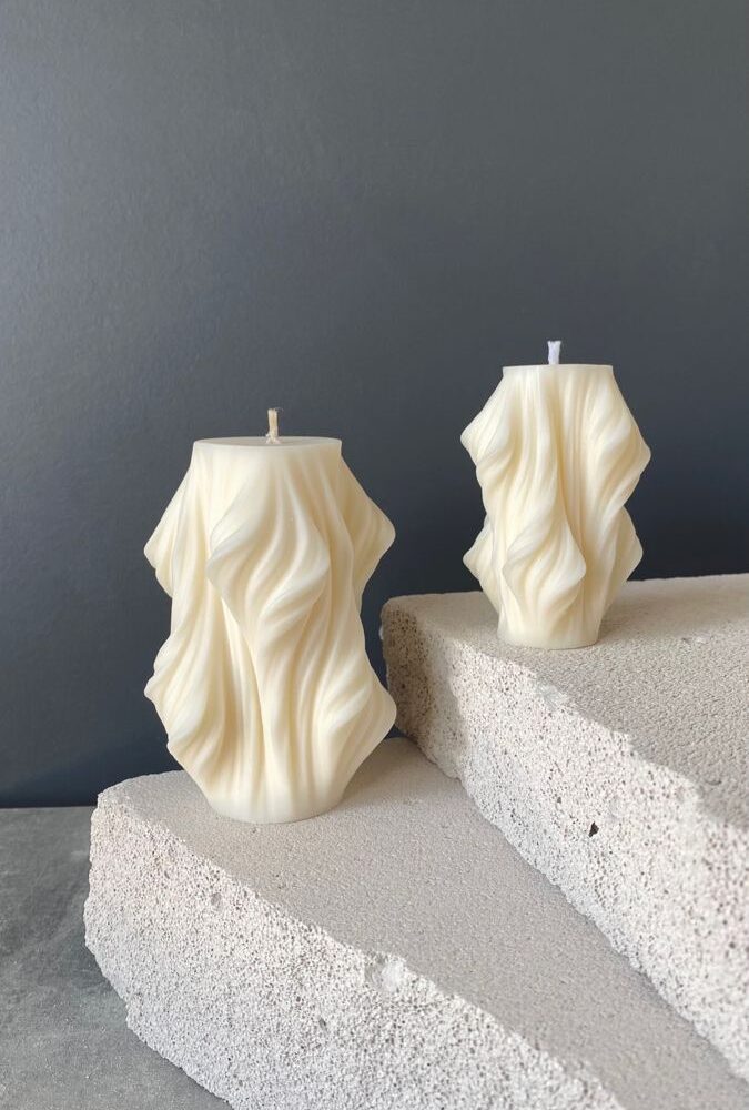 Round waves candle